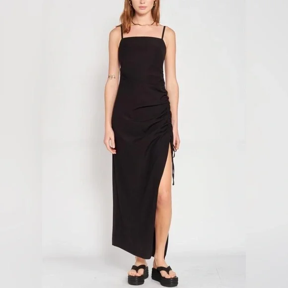 chinese dress ladies Emory Park Floral V-Neck Maxi Dress main image 1